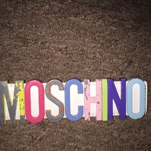 Moschino belt